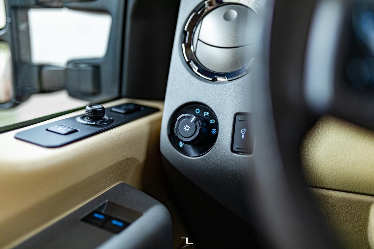 2016 Ford F-350 4x4 Super Cab Lariat Longbox Diesel Leather Nav Red Deer AB