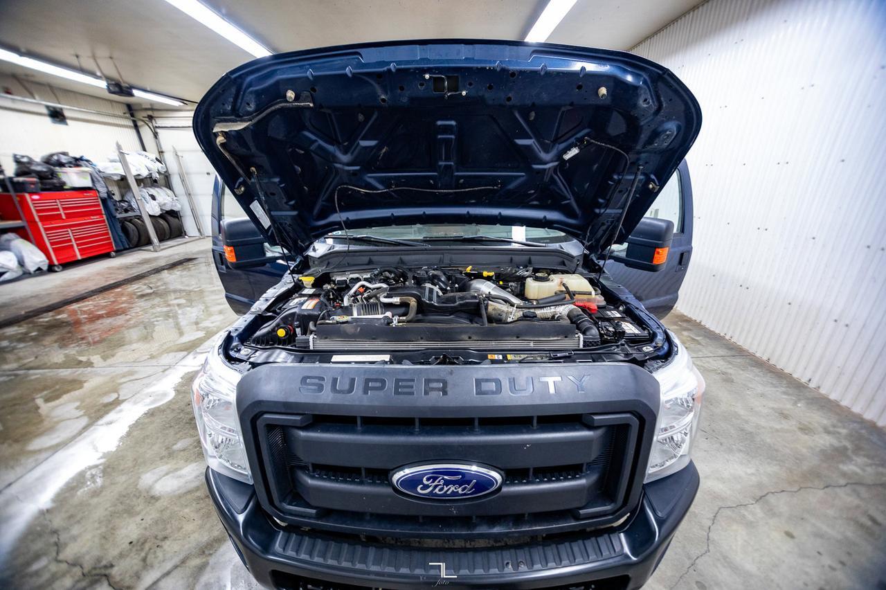 2016 Ford F-350 4x4 Super Cab XL Dually Diesel Red Deer AB