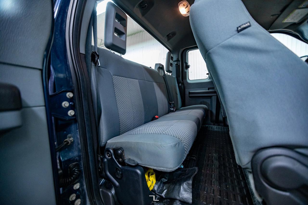 2016 Ford F-350 4x4 Super Cab XL Dually Diesel Red Deer AB