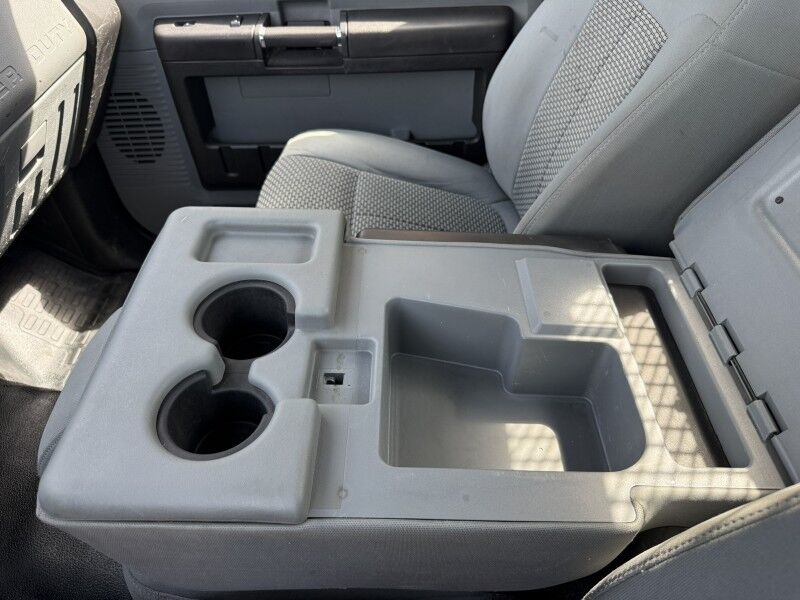 2016 Ford F-350 DRW 4x4 Stake Flatbed w/ Lift Gate XL Collinsville OK