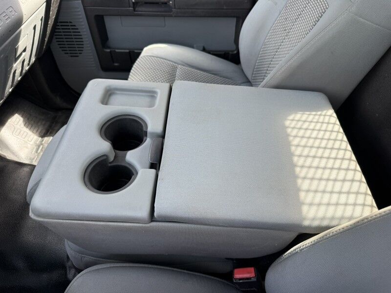 2016 Ford F-350 DRW 4x4 Stake Flatbed w/ Lift Gate XL Collinsville OK