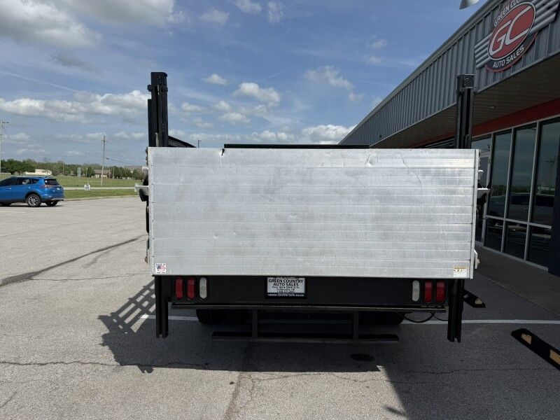 2016 Ford F-350 DRW 4x4 Stake Flatbed w/ Lift Gate XL Collinsville OK