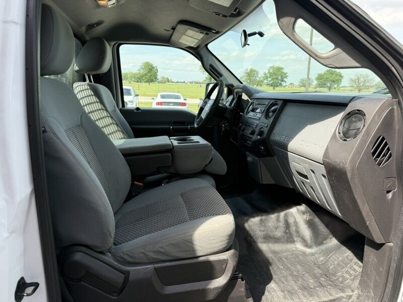 2016 Ford F-350 DRW 4x4 Stake Flatbed w/ Lift Gate XL Collinsville OK