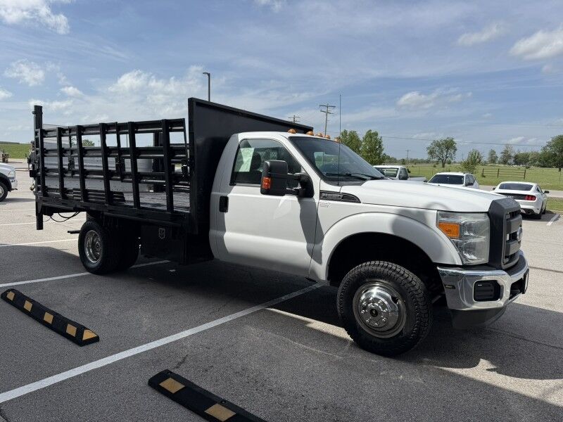 2016 Ford F-350 DRW 4x4 Stake Flatbed w/ Lift Gate XL Collinsville OK