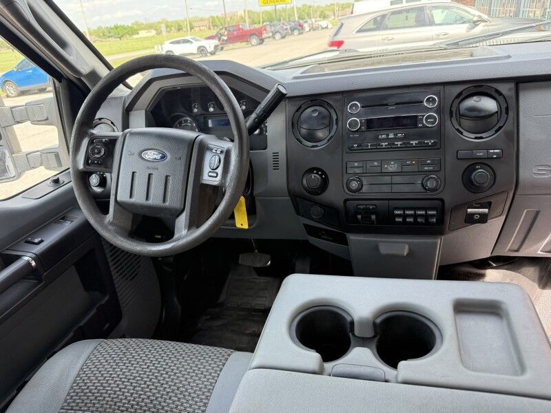 2016 Ford F-350 DRW 4x4 Stake Flatbed w/ Lift Gate XL Collinsville OK