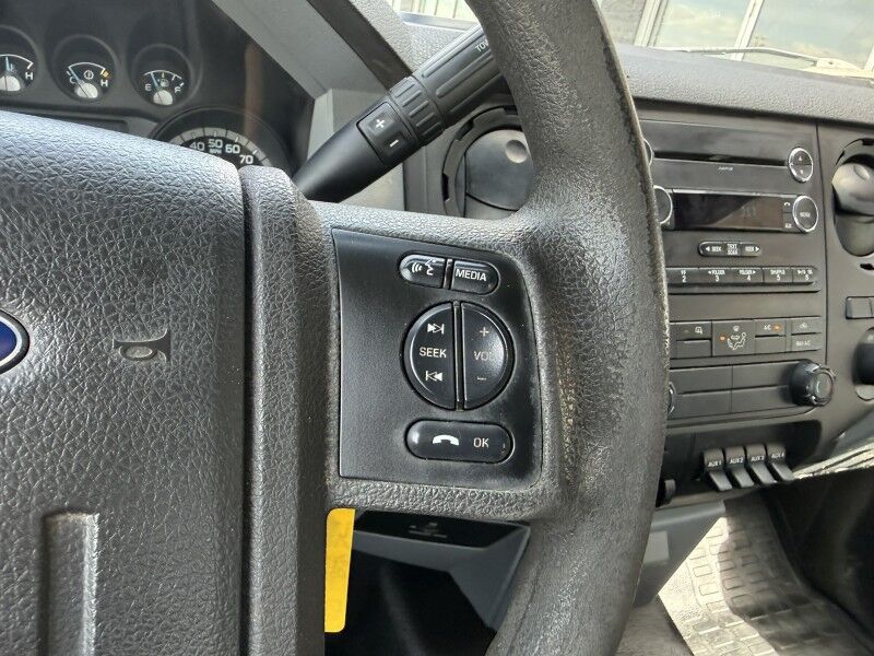 2016 Ford F-350 DRW 4x4 Stake Flatbed w/ Lift Gate XL Collinsville OK