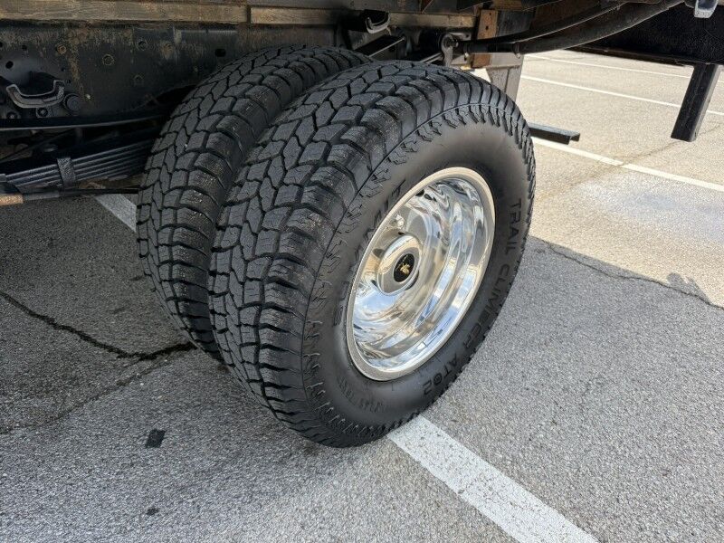 2016 Ford F-350 DRW 4x4 Stake Flatbed w/ Lift Gate XL Collinsville OK