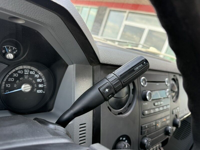 2016 Ford F-350 DRW 4x4 Stake Flatbed w/ Lift Gate XL Collinsville OK