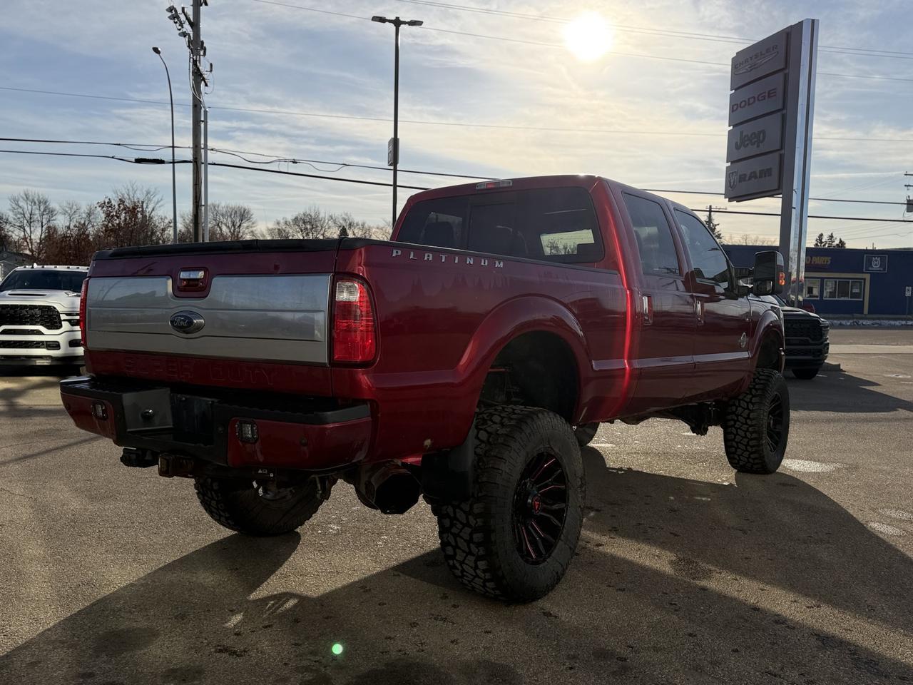 2016 Ford F-350 SRW Super Duty Crew Cab 4x4 | V8 Diesel Redwater AB