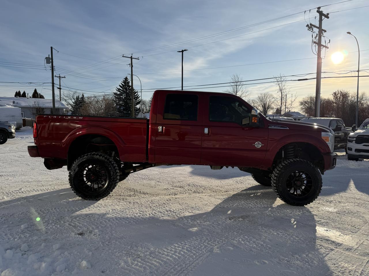 2016 Ford F-350 SRW Super Duty Crew Cab 4x4 | V8 Diesel Redwater AB