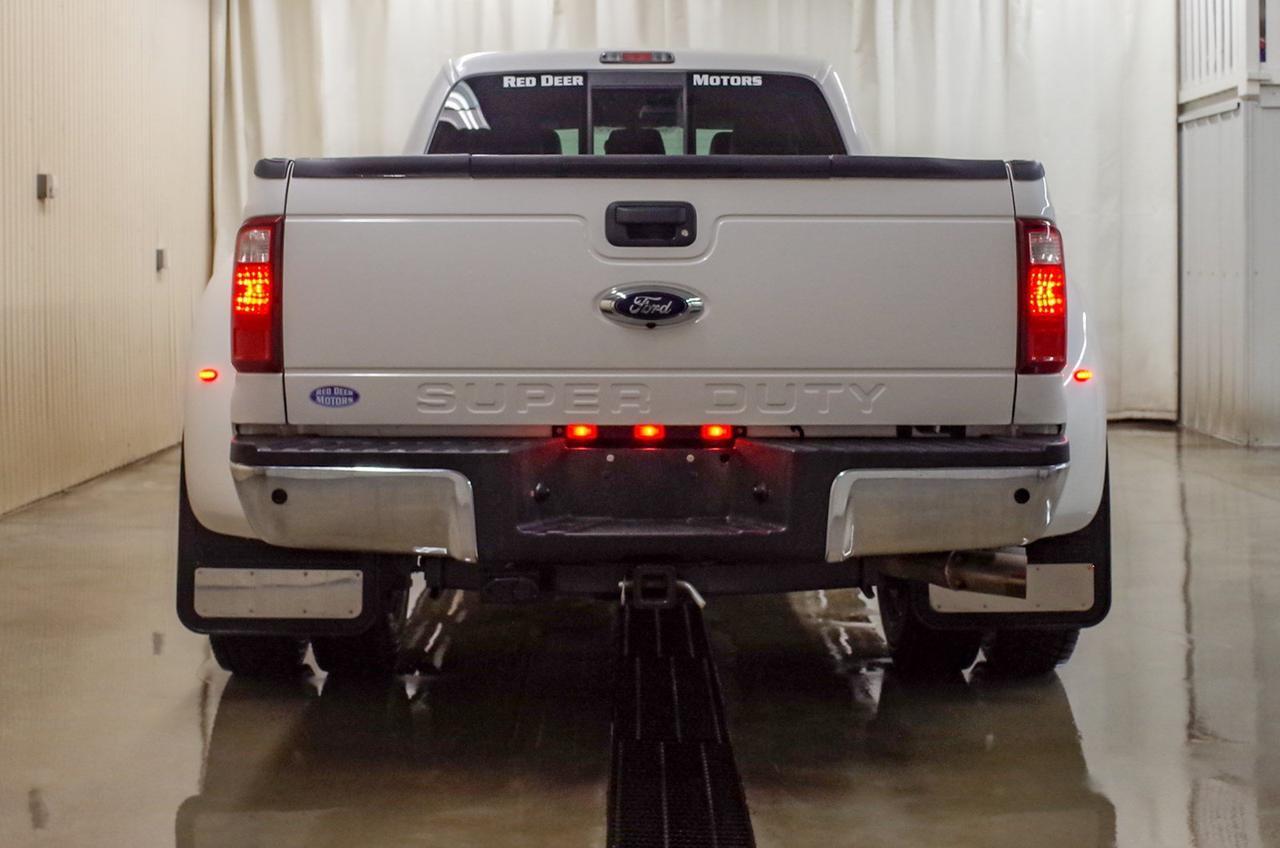 2016 Ford F-450 4x4 Crew Cab Lariat FX4 Dually Diesel Red Deer AB