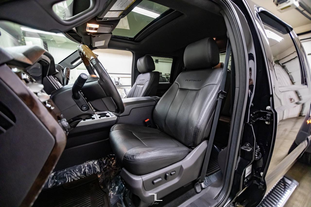 2016 Ford F-450 4x4 Crew Cab Platinum Dually Diesel Leather Roof Nav BCam Red Deer AB