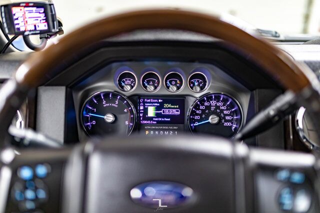 2016 Ford F-450 4x4 Crew Cab Platinum Dually Diesel Leather Roof Nav BCam Red Deer AB