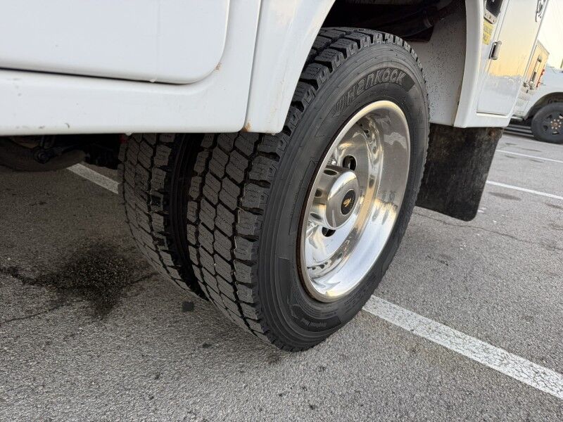 2016 Ford F-450 V10 4x4 Altec Bucket Truck XL Collinsville OK