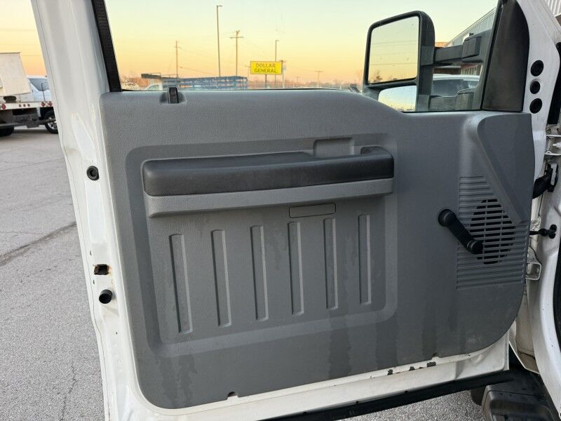 2016 Ford F-450 V10 4x4 Altec Bucket Truck XL Collinsville OK