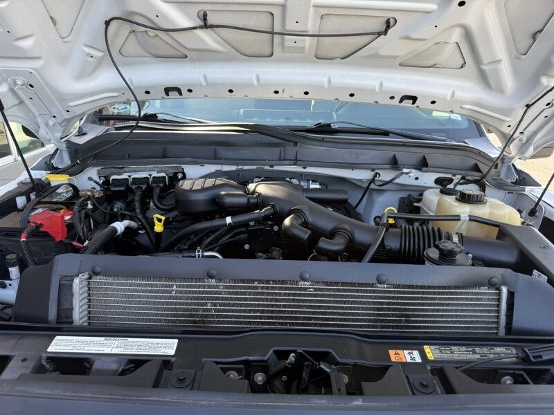 2016 Ford F-450 V10 Stake Body w/ Lift Gate 67k mi's XL Collinsville OK