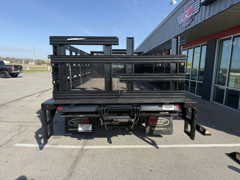 2016 Ford F-450 V10 Stake Body w/ Lift Gate 67k mi's XL Collinsville OK