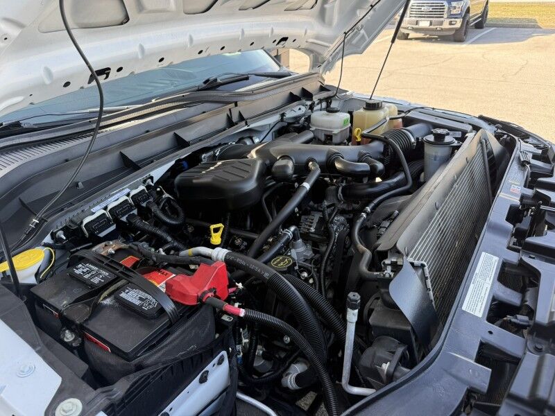 2016 Ford F-450 V10 Stake Body w/ Lift Gate 67k mi's XL Collinsville OK