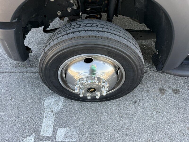 2016 Ford F-450 V10 Stake Body w/ Lift Gate 67k mi's XL Collinsville OK