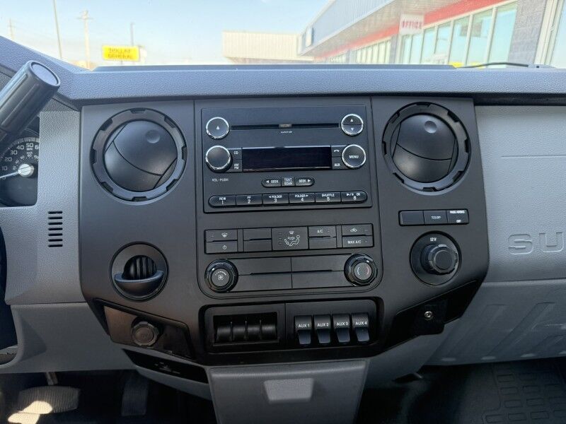 2016 Ford F-450 V10 Stake Body w/ Lift Gate 67k mi's XL Collinsville OK