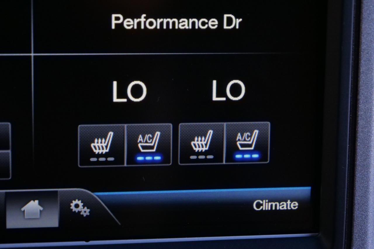 2016 Ford F-450SD King Ranch 4X4 / DRW / Truck Topper / 6.7L V8 Diesel! Lincolnton NC