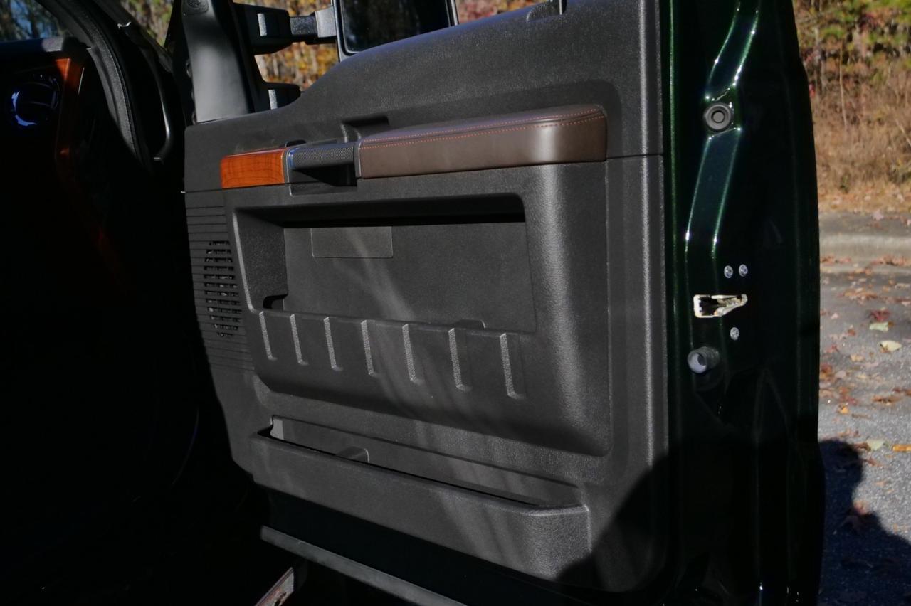 2016 Ford F-450SD King Ranch 4X4 / DRW / Truck Topper / 6.7L V8 Diesel! Lincolnton NC