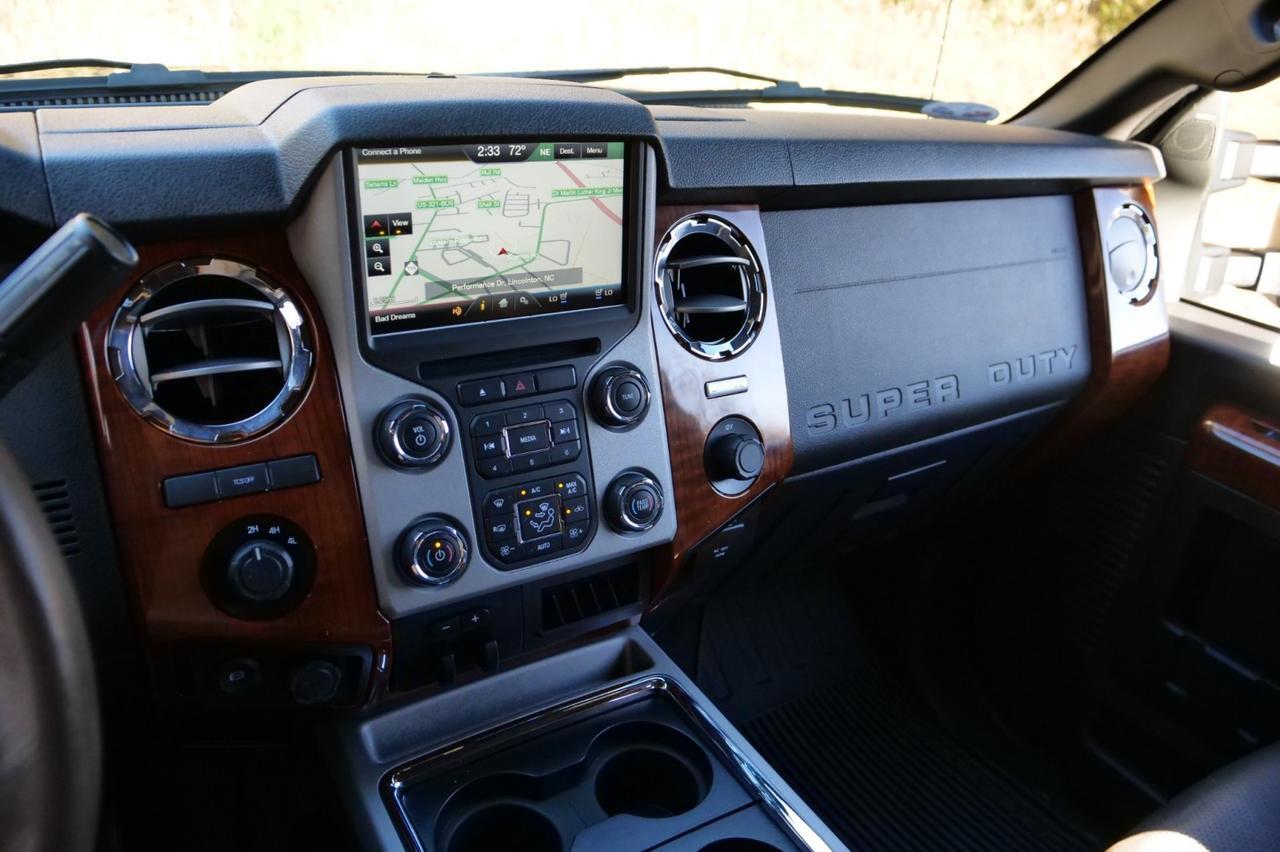 2016 Ford F-450SD King Ranch 4X4 / DRW / Truck Topper / 6.7L V8 Diesel! Lincolnton NC