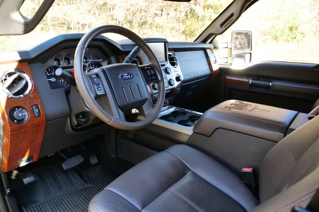 2016 Ford F-450SD King Ranch 4X4 / DRW / Truck Topper / 6.7L V8 Diesel! Lincolnton NC