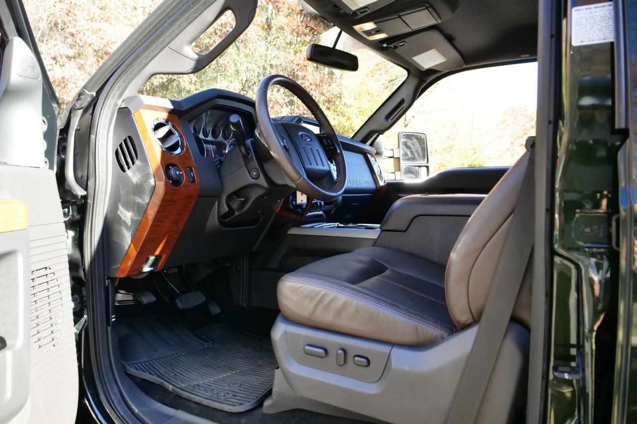 2016 Ford F-450SD King Ranch 4X4 / DRW / Truck Topper / 6.7L V8 Diesel! Lincolnton NC