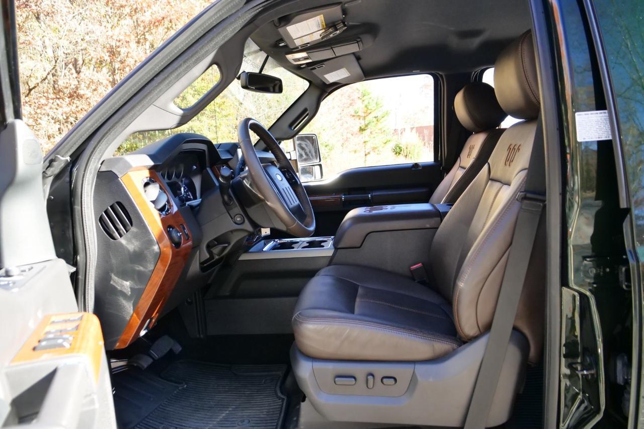 2016 Ford F-450SD King Ranch 4X4 / DRW / Truck Topper / 6.7L V8 Diesel! Lincolnton NC