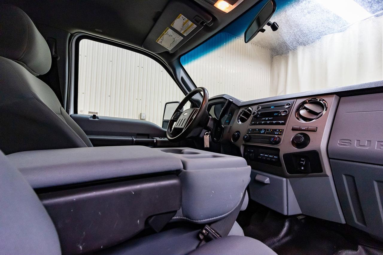 2016 Ford F-550 4x4 Crew Cab XLT Deck Diesel Red Deer AB