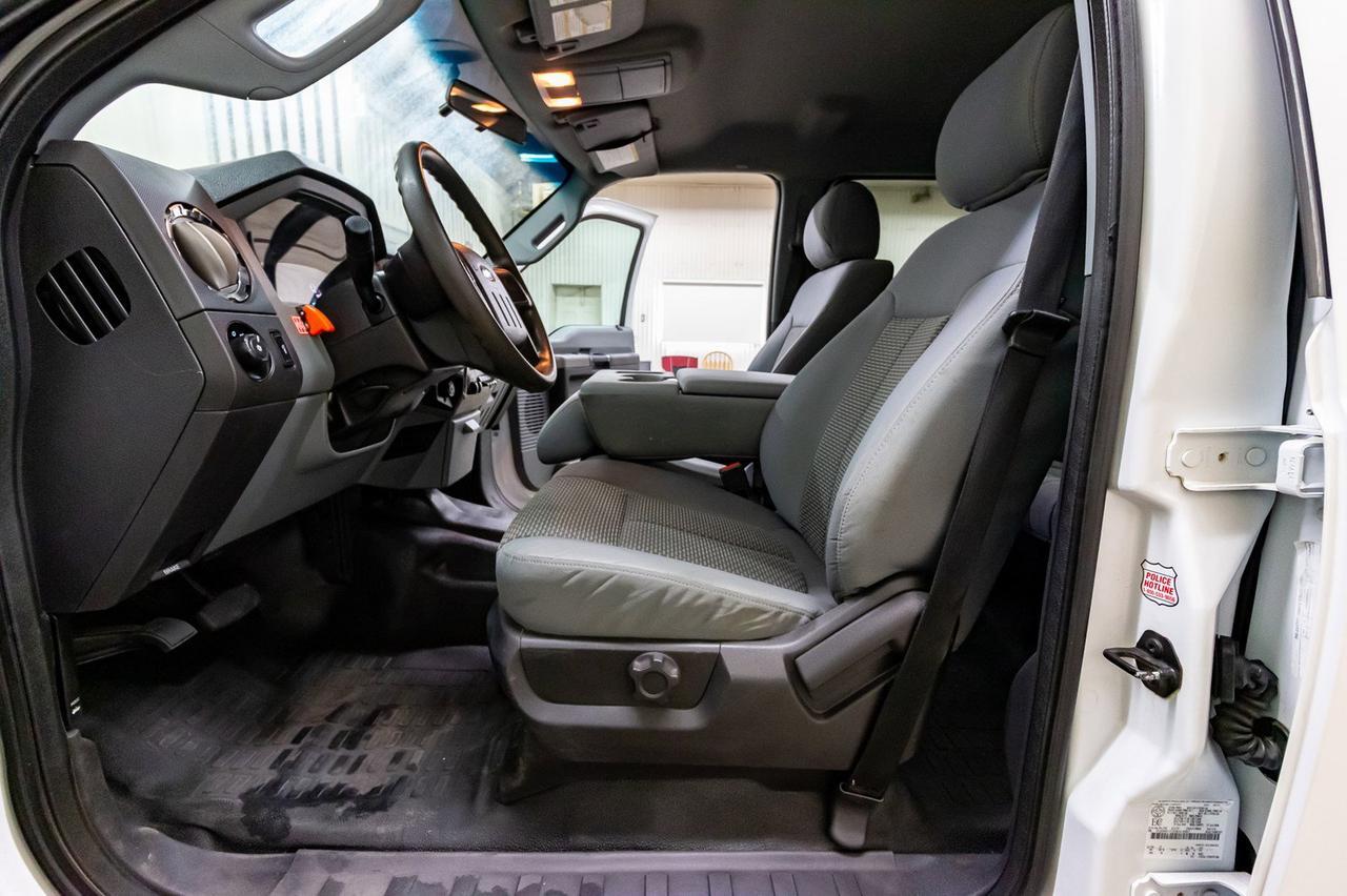 2016 Ford F-550 4x4 Crew Cab XLT Deck Diesel Red Deer AB