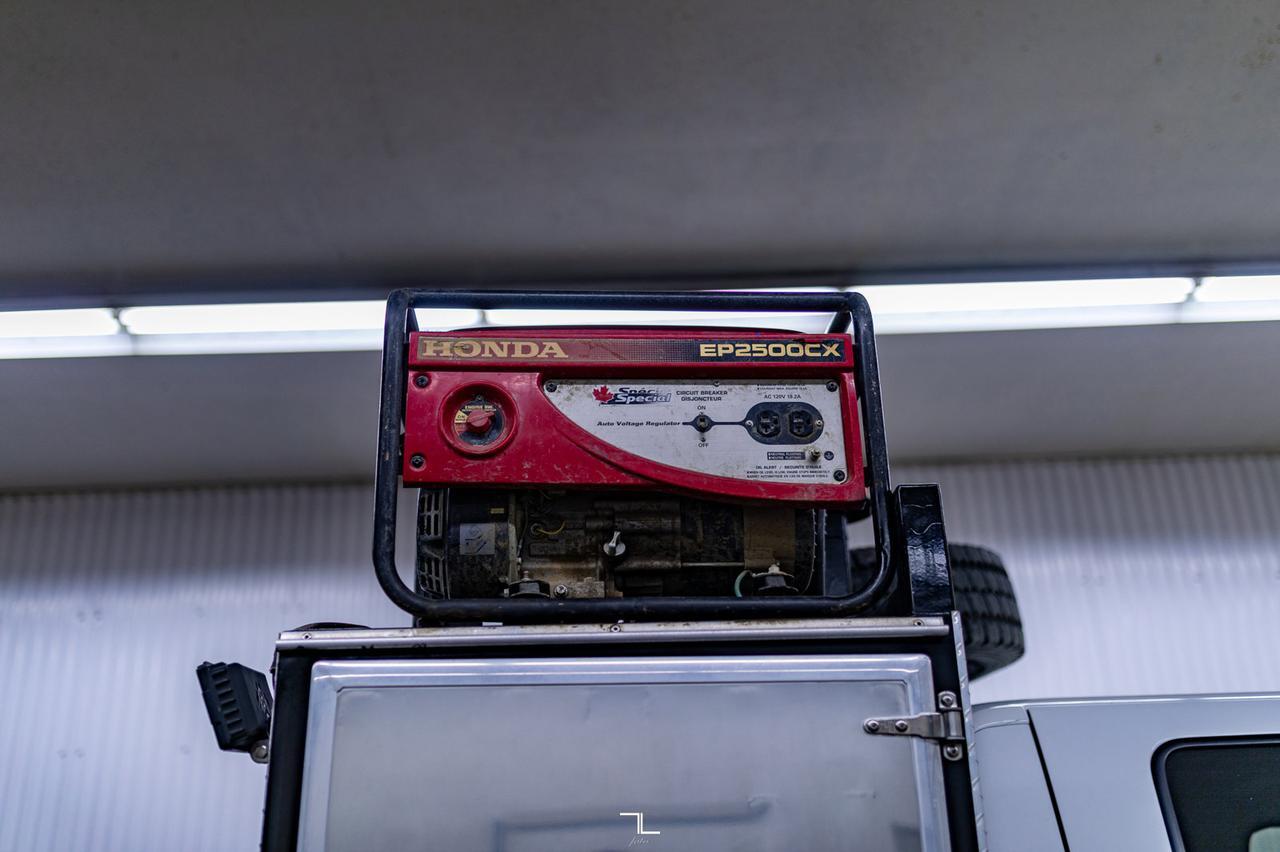 2016 Ford F-550 4x4 Crew Cab XLT Picker Diesel Red Deer AB