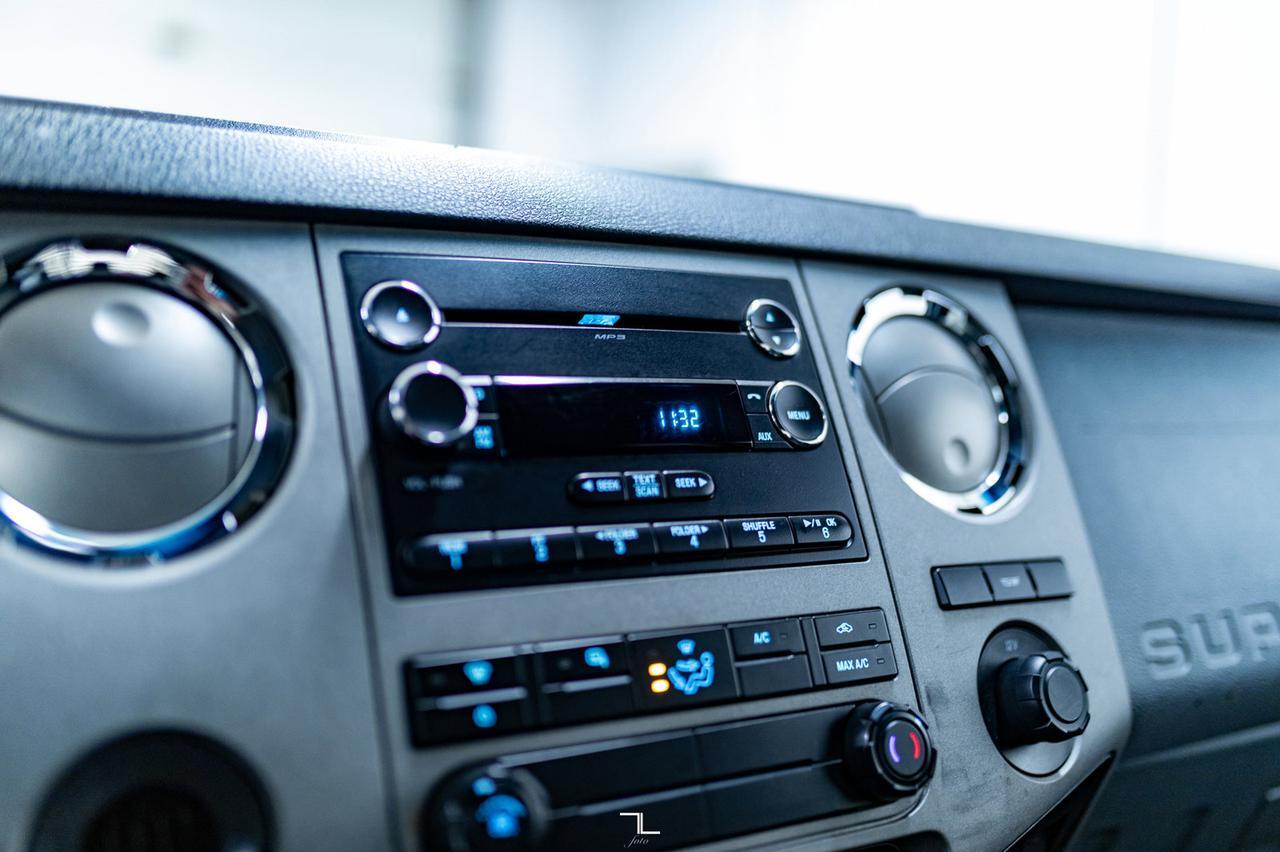 2016 Ford F-550 4x4 Crew Cab XLT Picker Diesel Red Deer AB