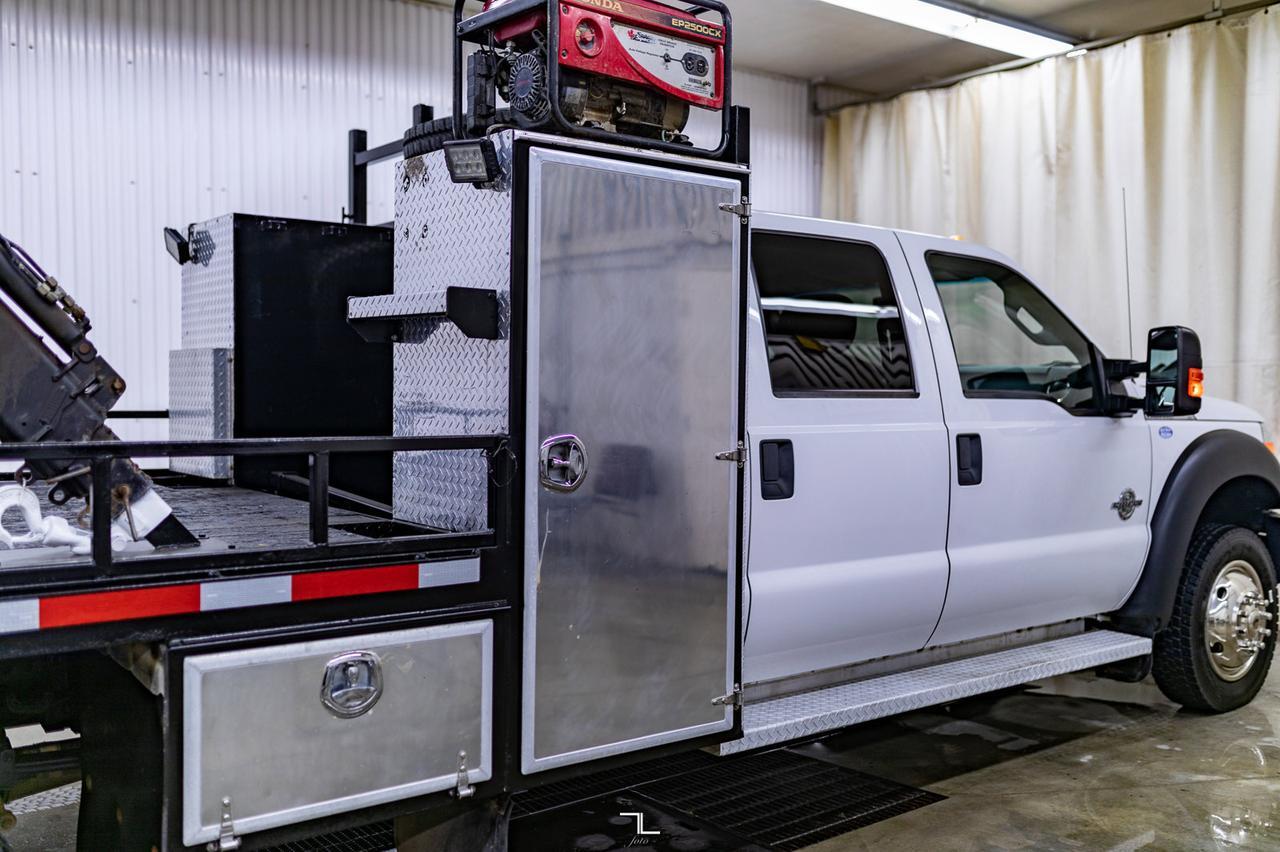 2016 Ford F-550 4x4 Crew Cab XLT Picker Diesel Red Deer AB