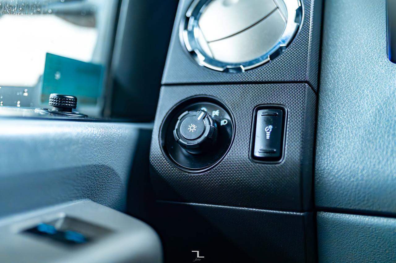 2016 Ford F-550 4x4 Super Cab XLT Picker Deck Diesel Red Deer AB