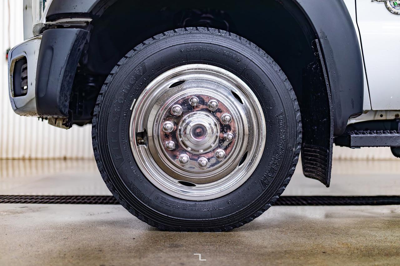 2016 Ford F-550 4x4 Super Cab XLT Picker Deck Diesel Red Deer AB