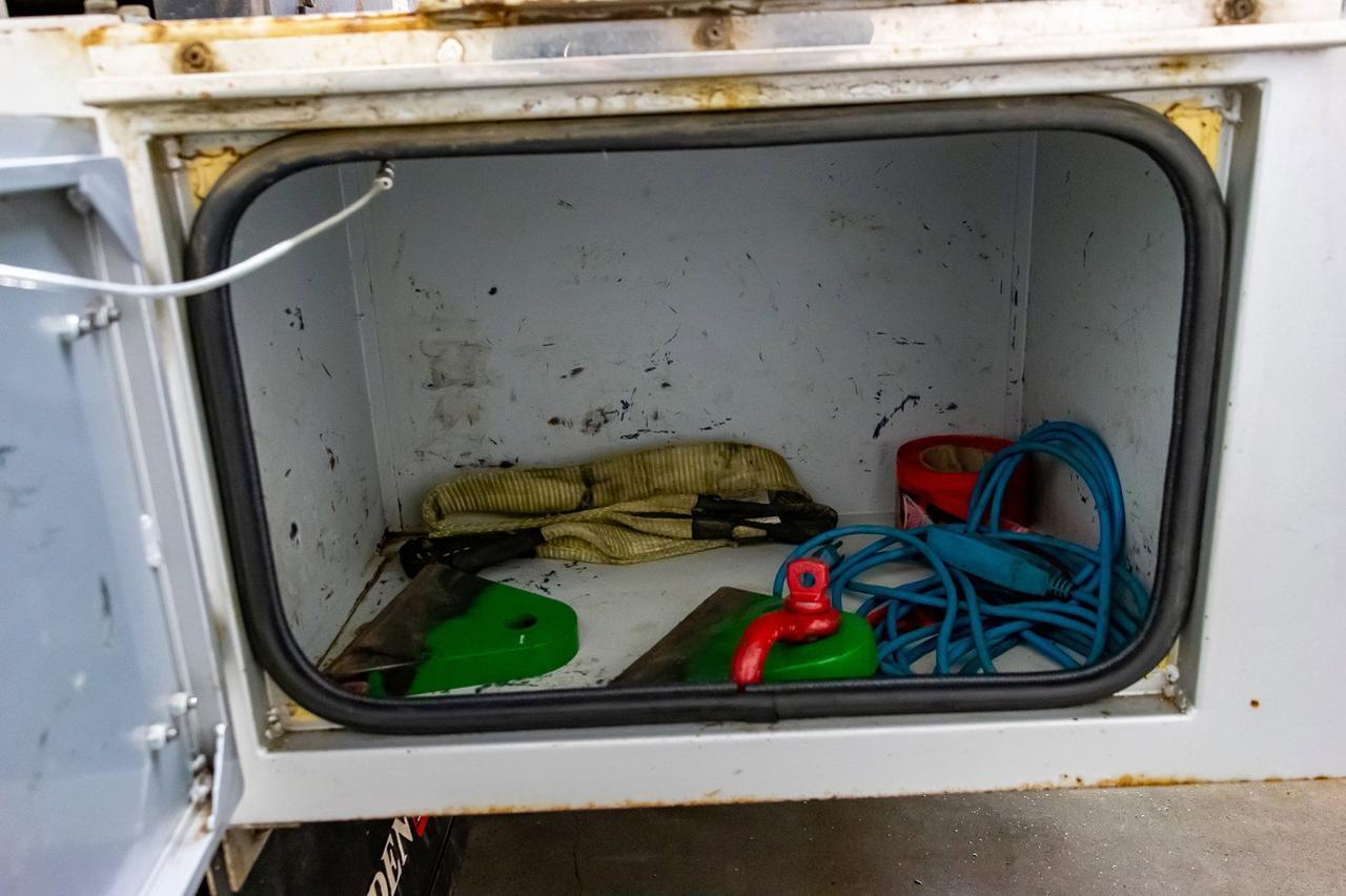 2016 Ford F-550 4x4 Super Cab XLT Welding Deck Diesel Red Deer AB