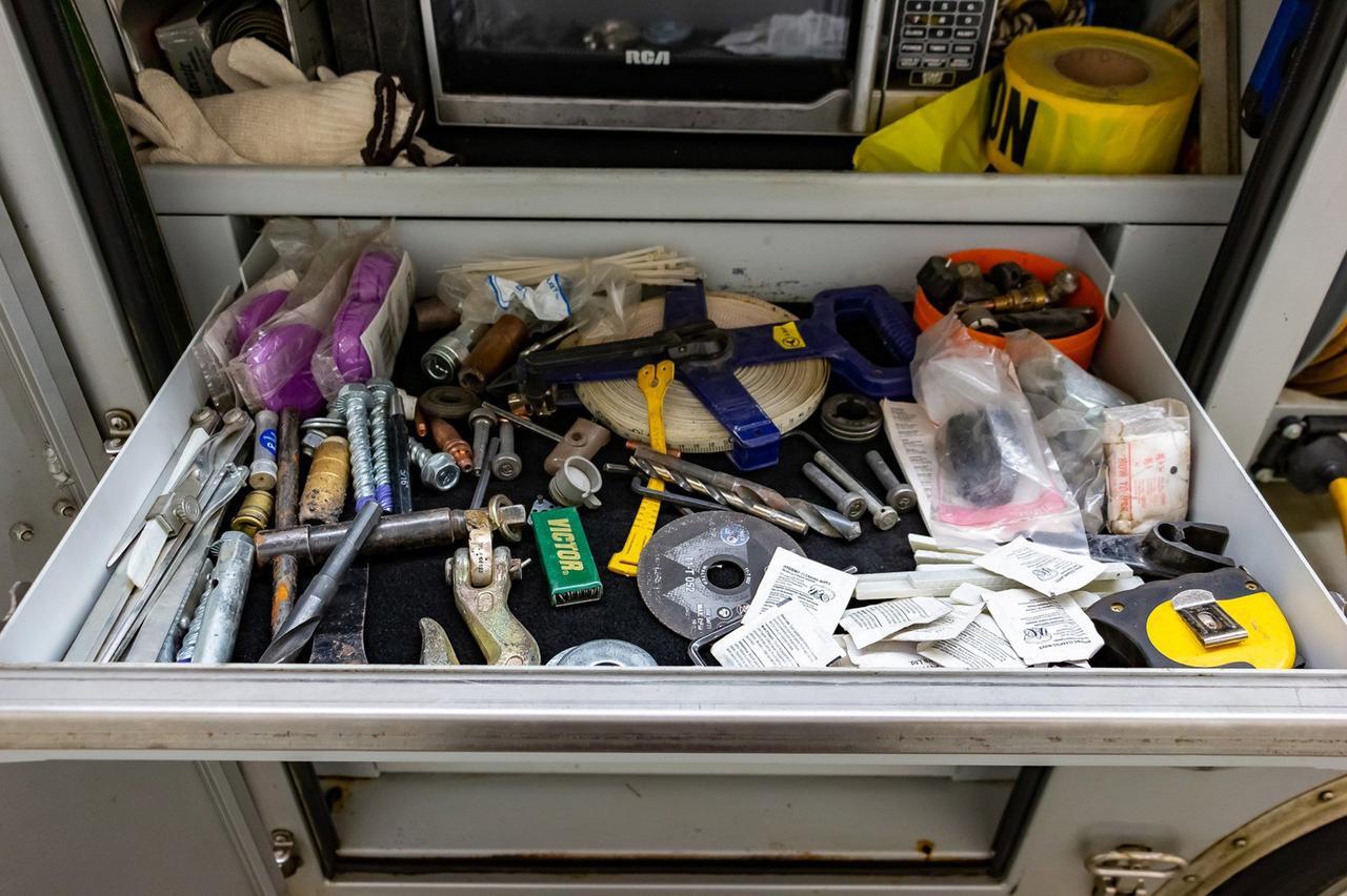 2016 Ford F-550 4x4 Super Cab XLT Welding Deck Diesel Red Deer AB