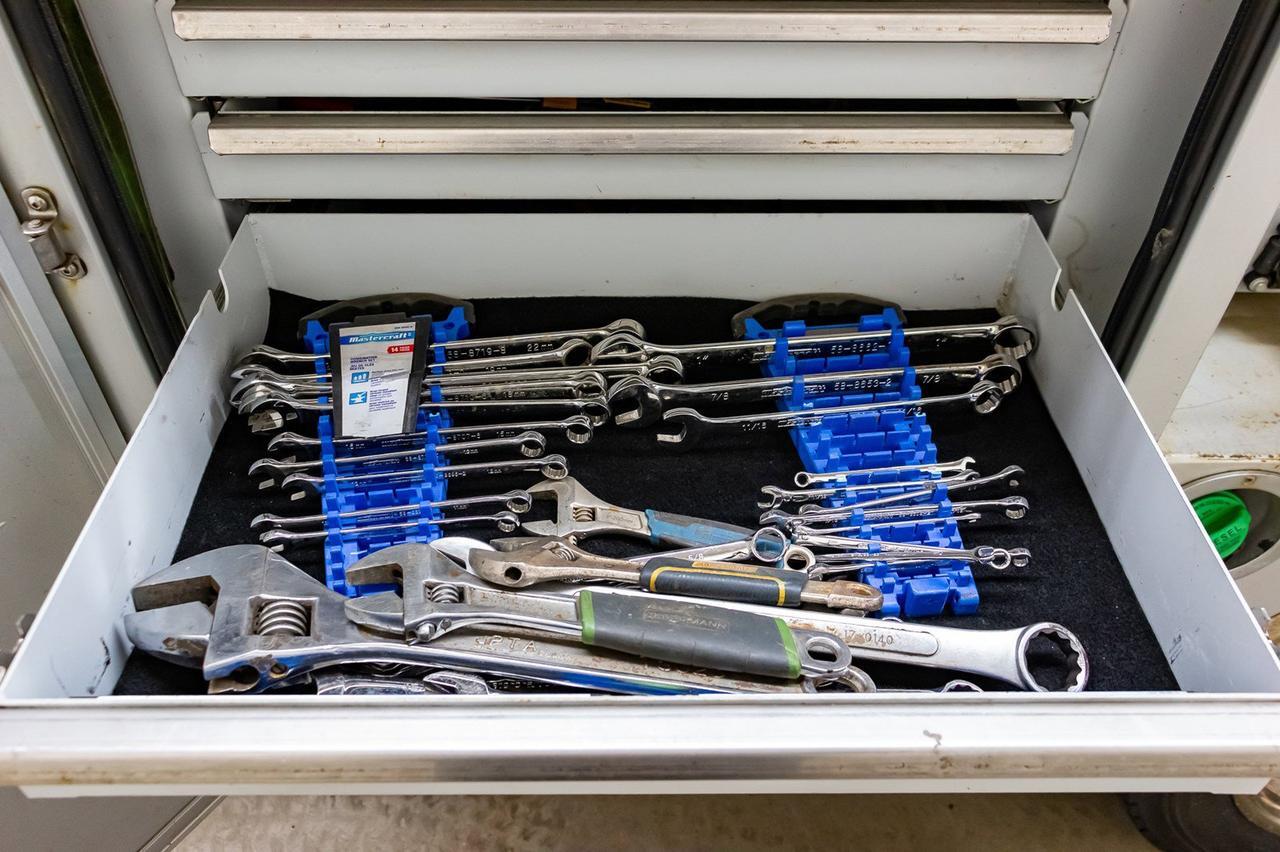 2016 Ford F-550 4x4 Super Cab XLT Welding Deck Diesel Red Deer AB