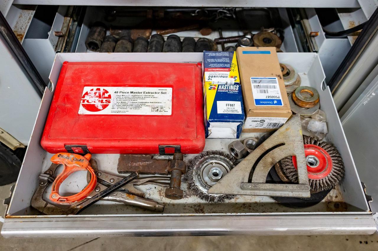 2016 Ford F-550 4x4 Super Cab XLT Welding Deck Diesel Red Deer AB