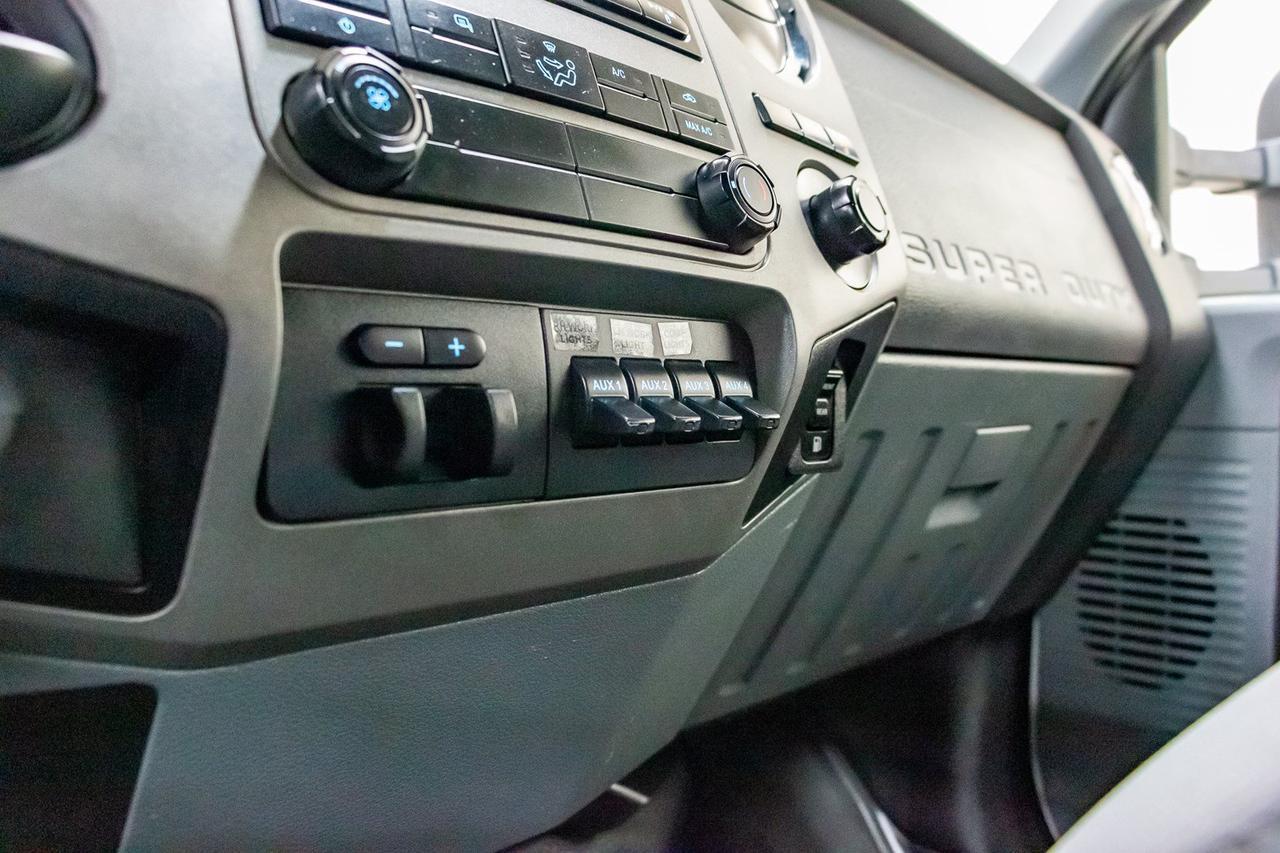 2016 Ford F-550 4x4 Super Cab XLT Welding Deck Diesel Red Deer AB