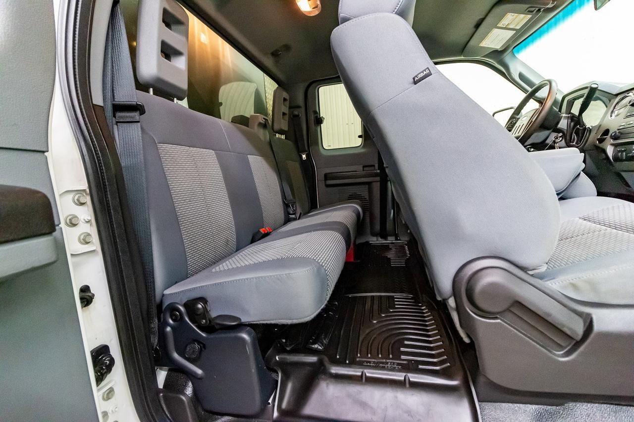 2016 Ford F-550 4x4 Super Cab XLT Welding Deck Diesel Red Deer AB