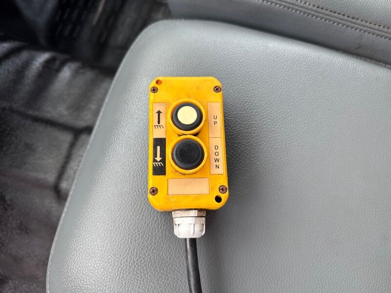 2016 Ford F-550 Chassis XL Crew Cab DRW 11-FT Steel Dump Body Arlington VA