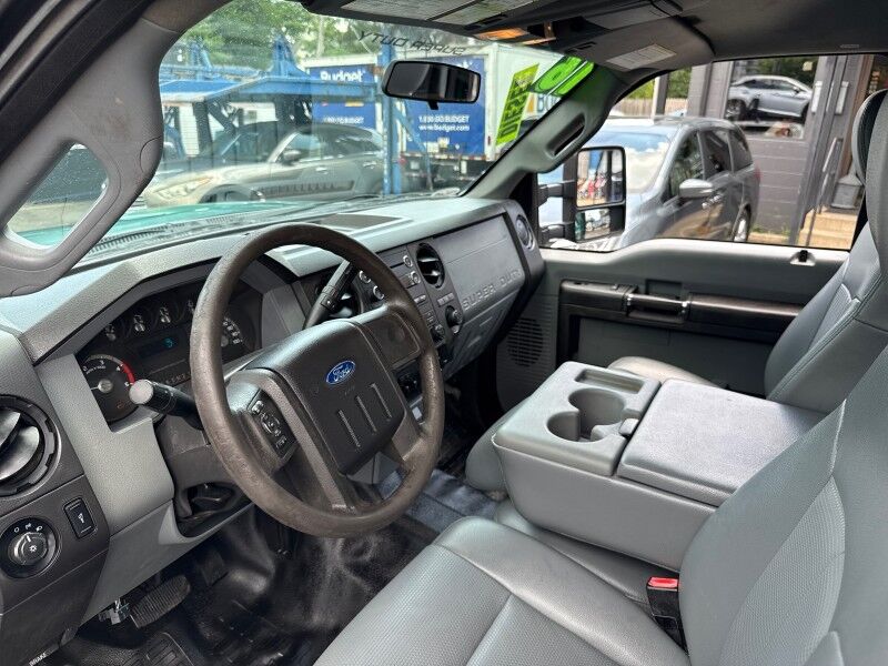 2016 Ford F-550 Super Duty Chassis XL Crew Cab 200 DRW RWD w/ Dump Body Arlington VA