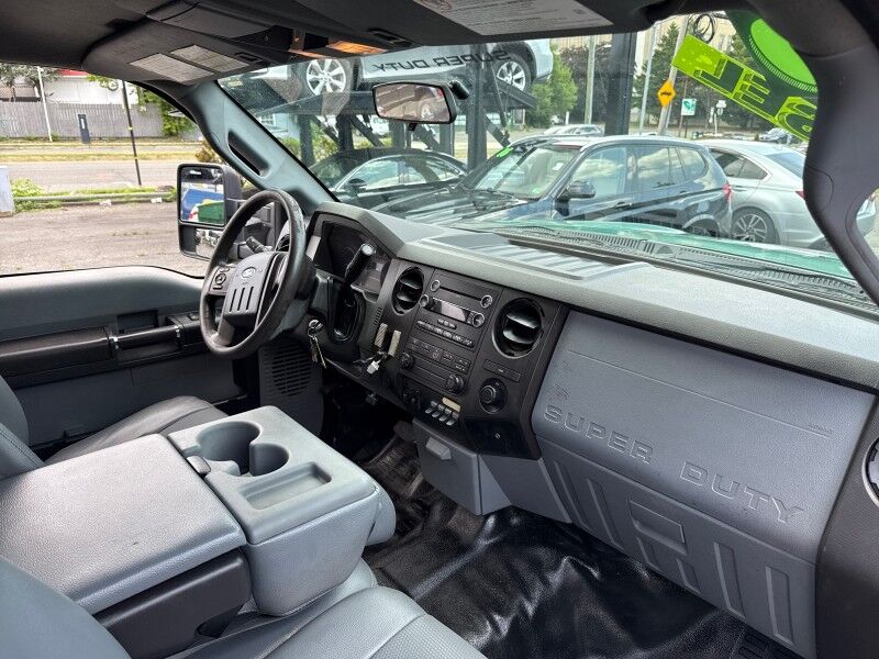 2016 Ford F-550 Super Duty Chassis XL Crew Cab 200 DRW RWD w/ Dump Body Arlington VA