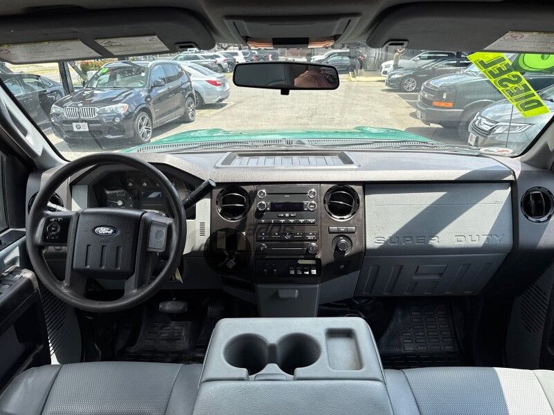 2016 Ford F-550 Super Duty Chassis XL Crew Cab 200 RWD w/ Dump Body Arlington VA