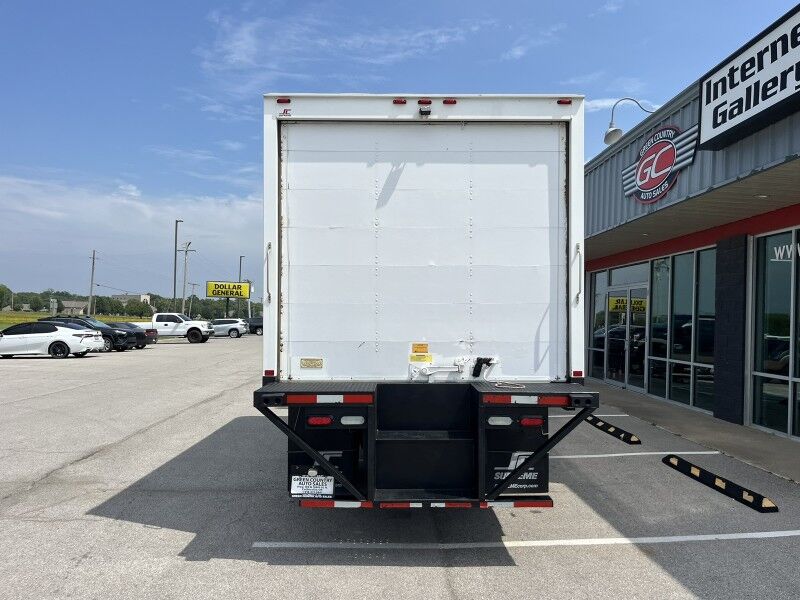 2016 Ford F-650 V10 16' Box Truck Collinsville OK