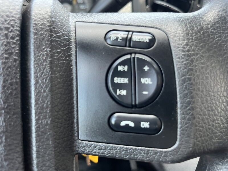 2016 Ford F-650 V10 16' Box Truck Collinsville OK