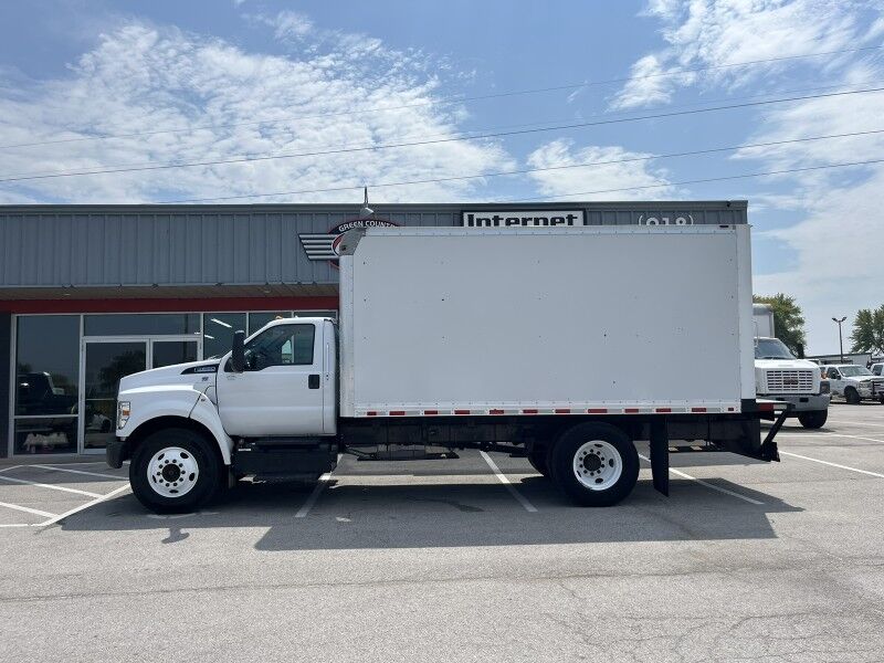2016 Ford F-650 V10 16' Box Truck Collinsville OK